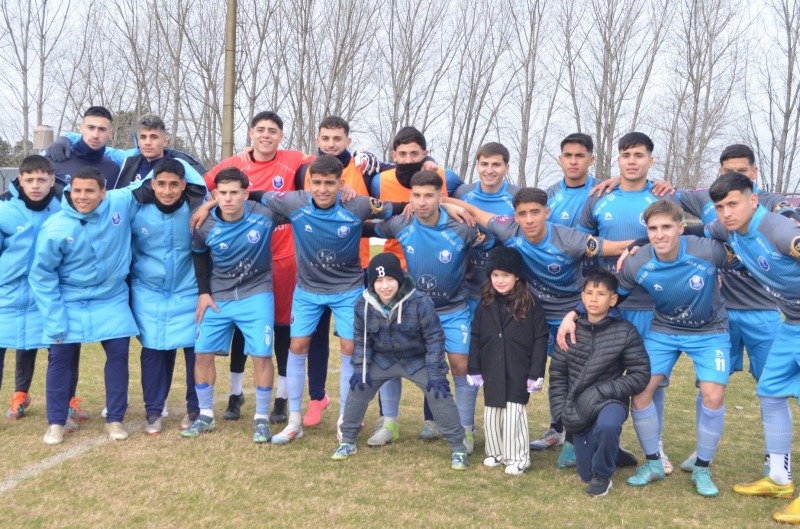 Ciudad de Bolvar, campen del Torneo Interligas
